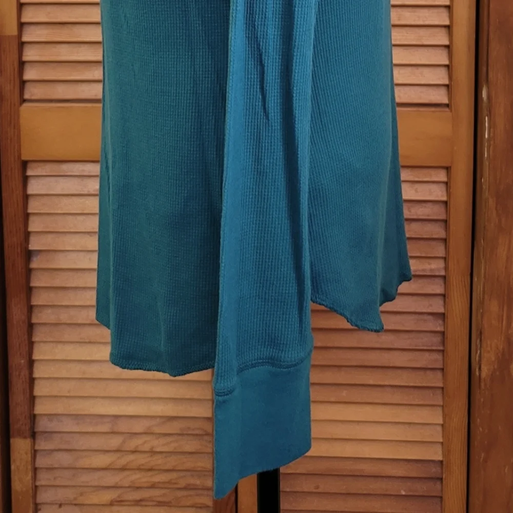 EUC Old Navy Thermal-Knit Long Sleeve Tee Size XL - Picture 12 of 12